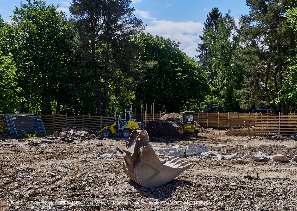 31.05.2022 - Baustelle am Haus für Kinder in Neuperlach